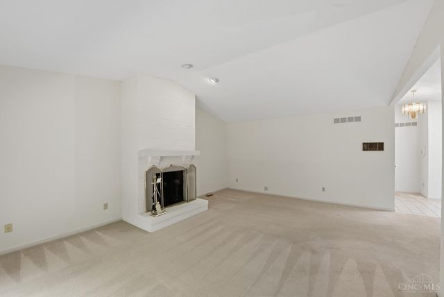5237 S Eaglesnest Drive, Green Twp, OH 45248