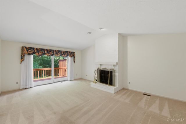 5237 S Eaglesnest Drive, Green Twp, OH 45248