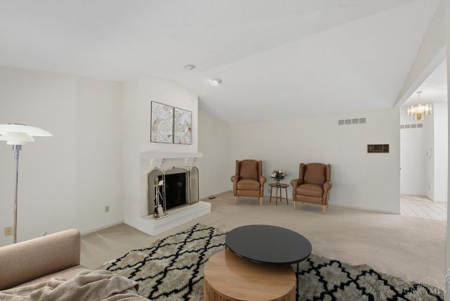 5237 S Eaglesnest Drive, Green Twp, OH 45248