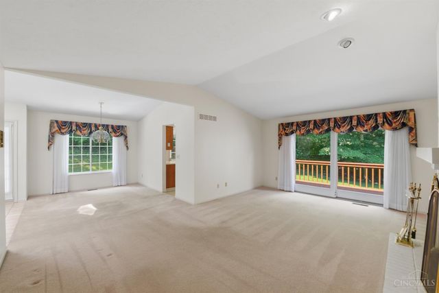 5237 S Eaglesnest Drive, Green Twp, OH 45248