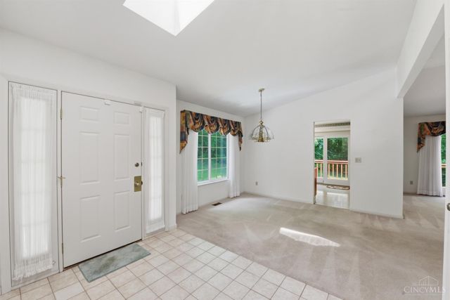 5237 S Eaglesnest Drive, Green Twp, OH 45248