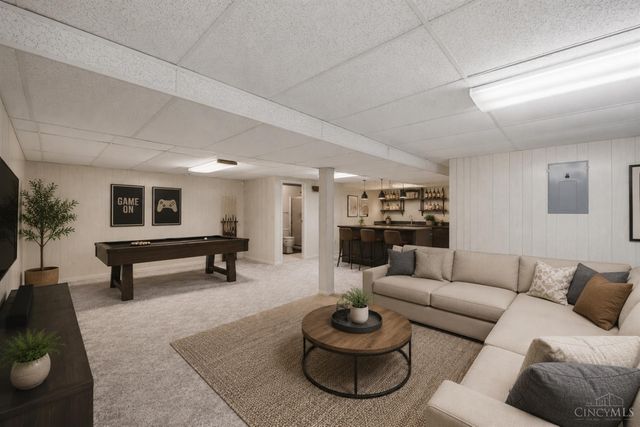 5237 S Eaglesnest Drive, Green Twp, OH 45248
