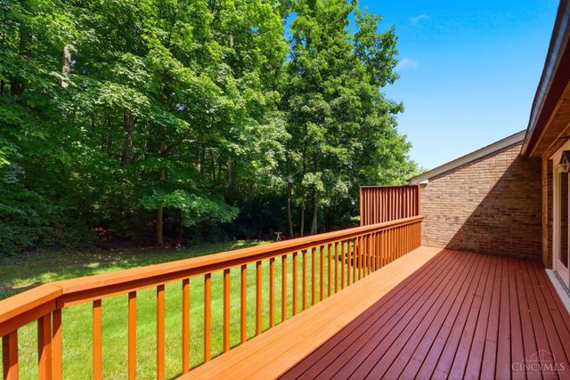 5237 S Eaglesnest Drive, Green Twp, OH 45248