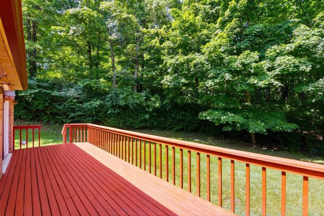 5237 S Eaglesnest Drive, Green Twp, OH 45248