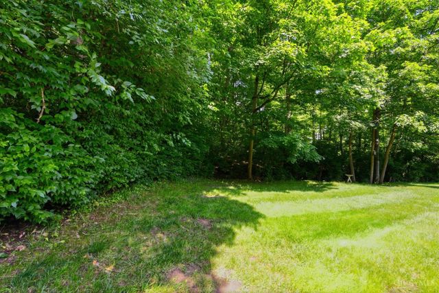 5237 S Eaglesnest Drive, Green Twp, OH 45248