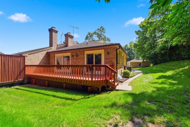 5237 S Eaglesnest Drive, Green Twp, OH 45248