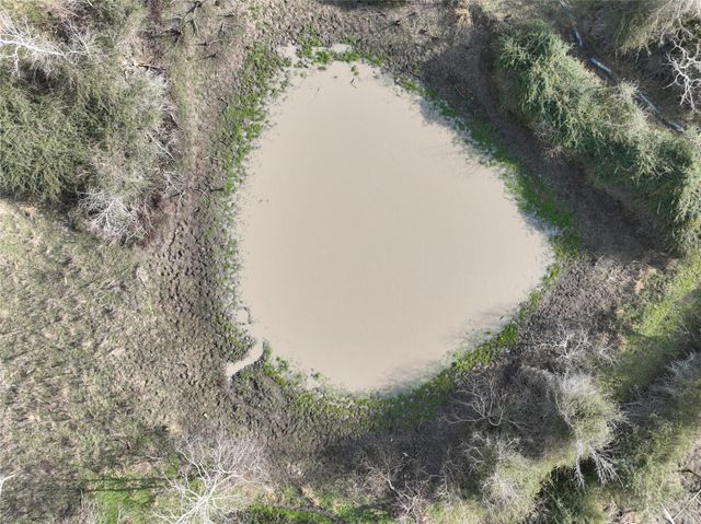 000 Schindler Road, Alleyton, TX 78935