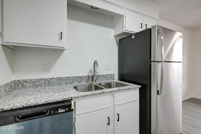 1007 S St Louis Avenue 6B, Joplin, MO 64801