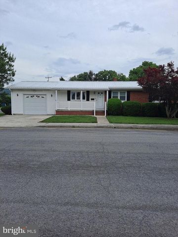 25 JUDY ST, Petersburg, WV 26847