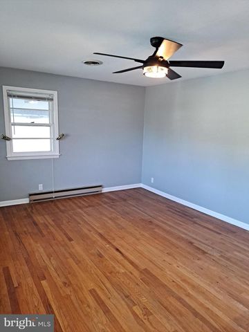 25 JUDY ST, Petersburg, WV 26847