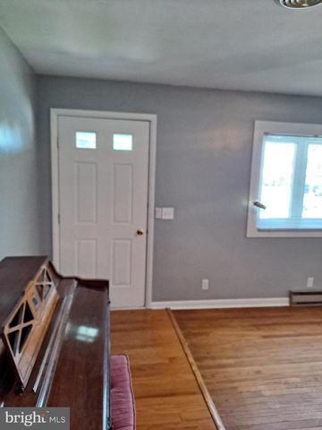 25 JUDY ST, Petersburg, WV 26847