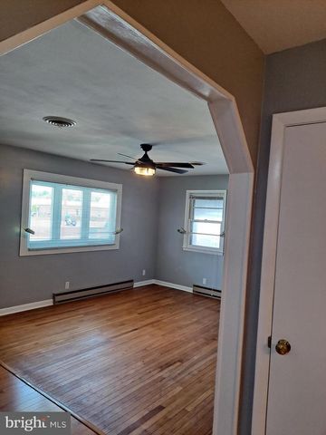 25 JUDY ST, Petersburg, WV 26847