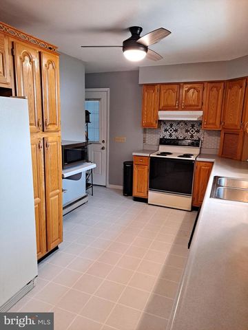 25 JUDY ST, Petersburg, WV 26847