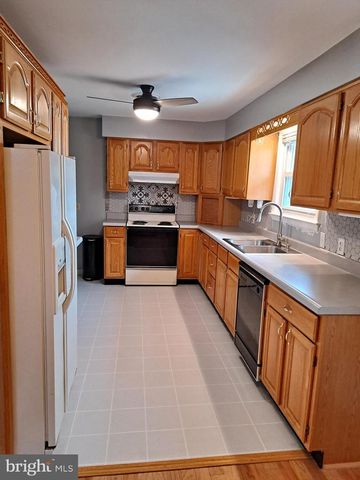 25 JUDY ST, Petersburg, WV 26847