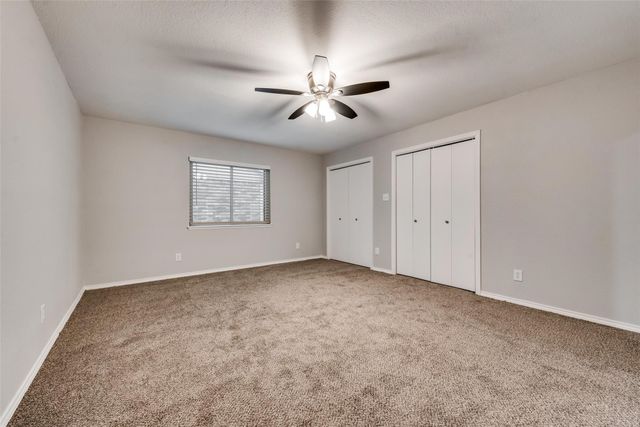 2122 Foxcroft Lane, Arlington, TX 76014