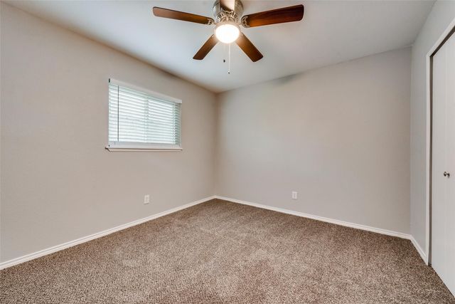 2122 Foxcroft Lane, Arlington, TX 76014