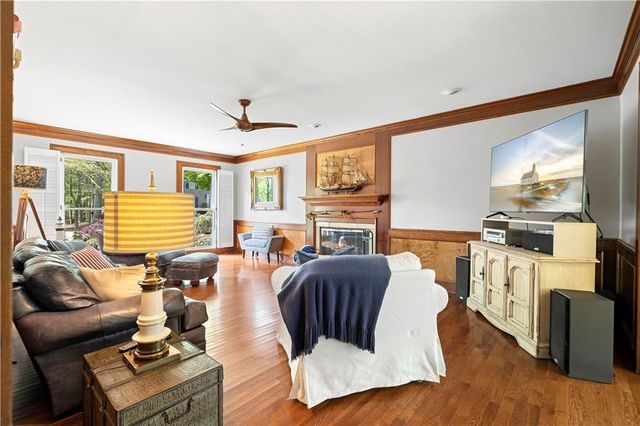 8085 Willow Tree Way, Alpharetta, GA 30005