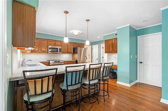 8085 Willow Tree Way, Alpharetta, GA 30005