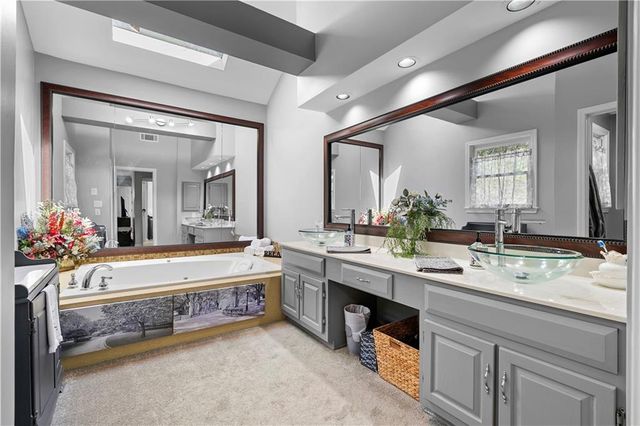 8085 Willow Tree Way, Alpharetta, GA 30005