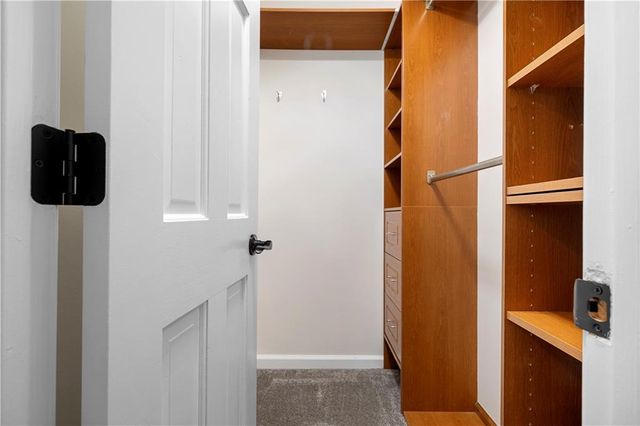 8085 Willow Tree Way, Alpharetta, GA 30005