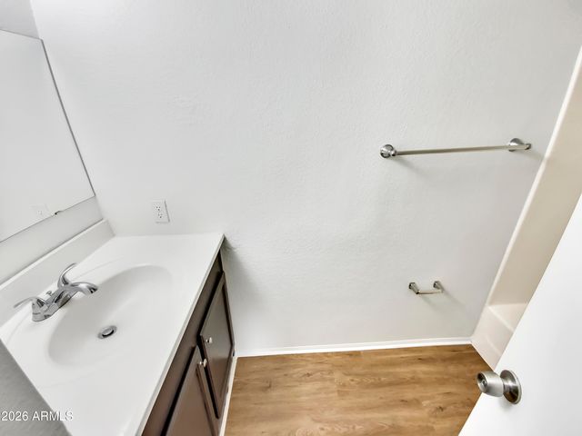 8605 N 67TH Lane, Peoria, AZ 85345