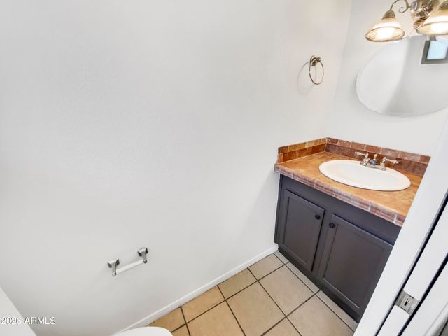 8605 N 67TH Lane, Peoria, AZ 85345