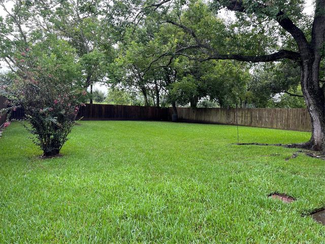 2915 Cherry Springs Drive, Missouri City, TX 77459