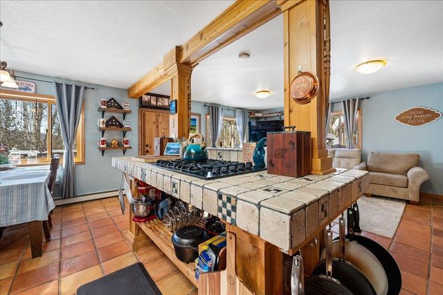 971 HIGH GRADE WAY, Fairbanks, AK 99712