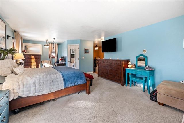 971 HIGH GRADE WAY, Fairbanks, AK 99712