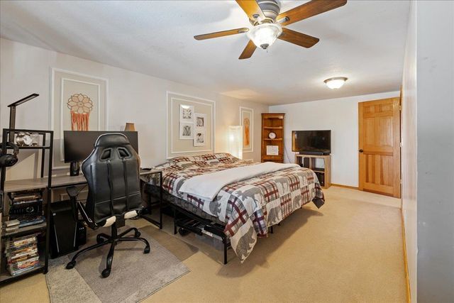 971 HIGH GRADE WAY, Fairbanks, AK 99712