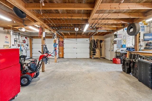 971 HIGH GRADE WAY, Fairbanks, AK 99712