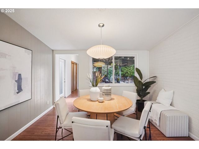 1935 Sw WYNWOOD Ave, Portland, OR 97225