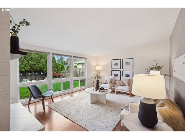 1935 Sw WYNWOOD Ave, Portland, OR 97225