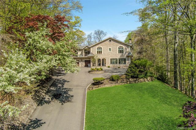 12 Rollingwood Drive, New City, NY 10956