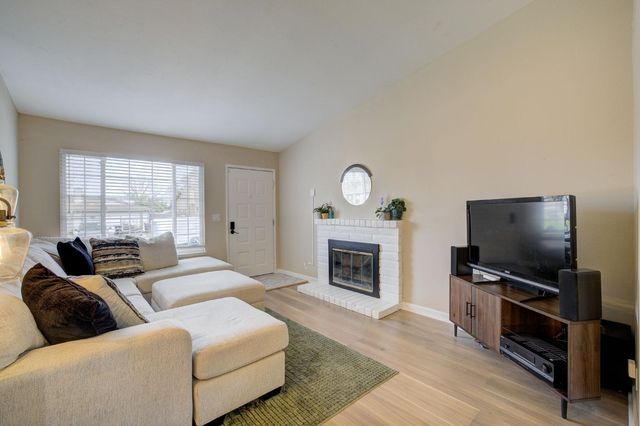 4745 Keema Ave, Sacramento, CA 95842