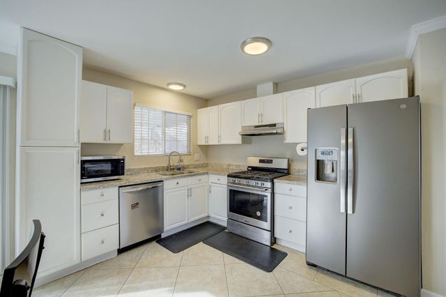 4745 Keema Ave, Sacramento, CA 95842