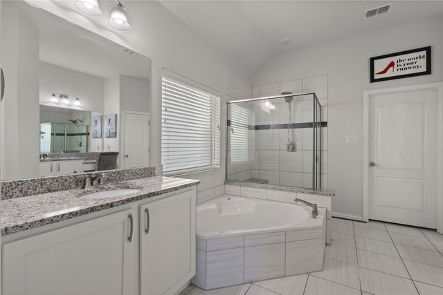 556 White Bud Lane, Fort Worth, TX 76131