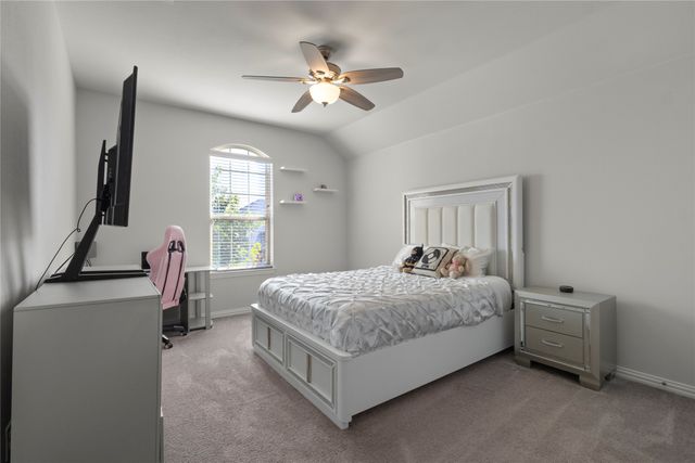 556 White Bud Lane, Fort Worth, TX 76131