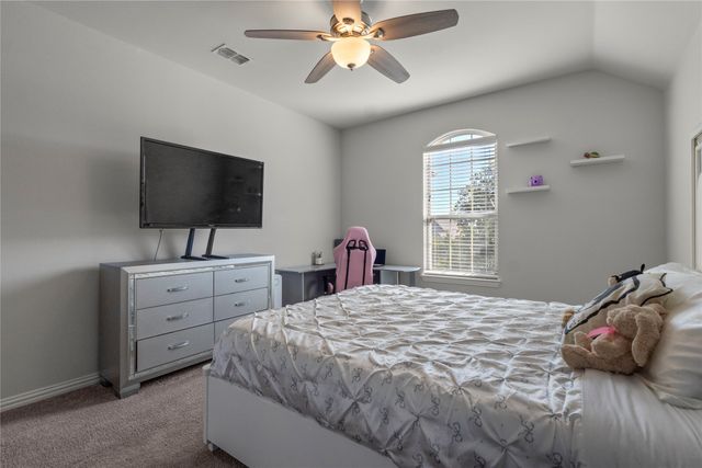 556 White Bud Lane, Fort Worth, TX 76131