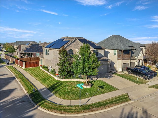 556 White Bud Lane, Fort Worth, TX 76131