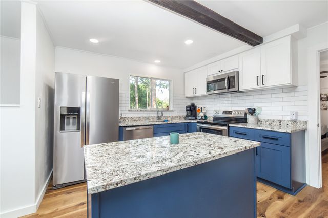 2100 Mason Lane, Tool, TX 75143