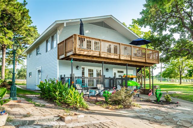 2100 Mason Lane, Tool, TX 75143