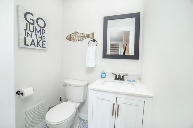 2100 Mason Lane, Tool, TX 75143