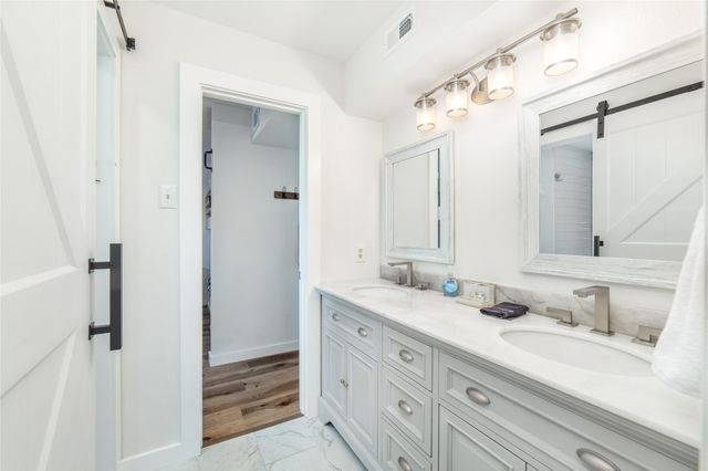 2100 Mason Lane, Tool, TX 75143