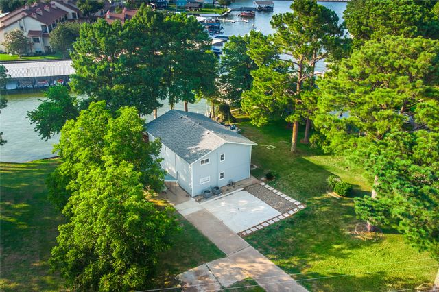 2100 Mason Lane, Tool, TX 75143