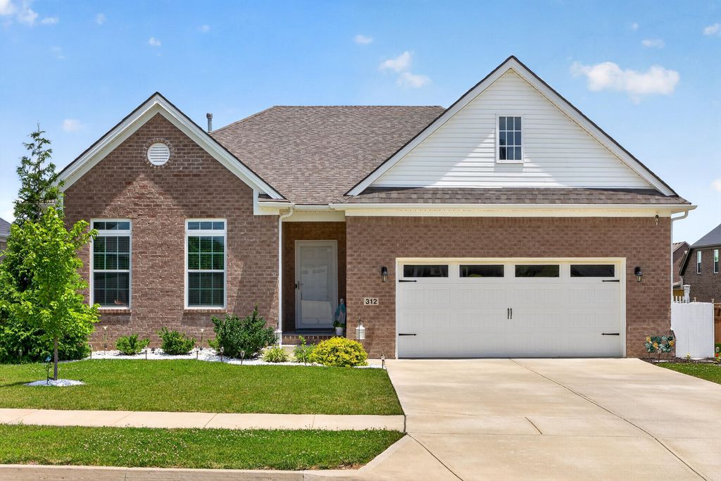 312 Fox Hollow Trail, Nicholasville, KY 40356