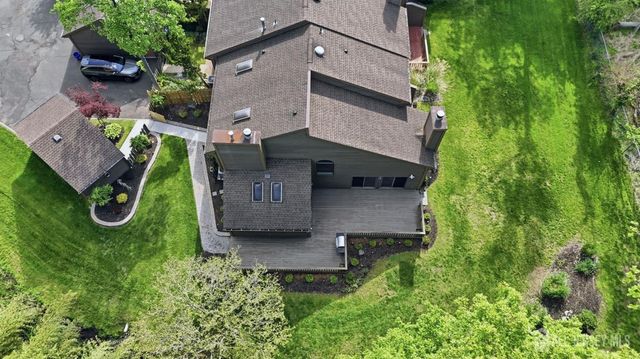 208 Hidden Hollow Court, Edison, NJ 08820