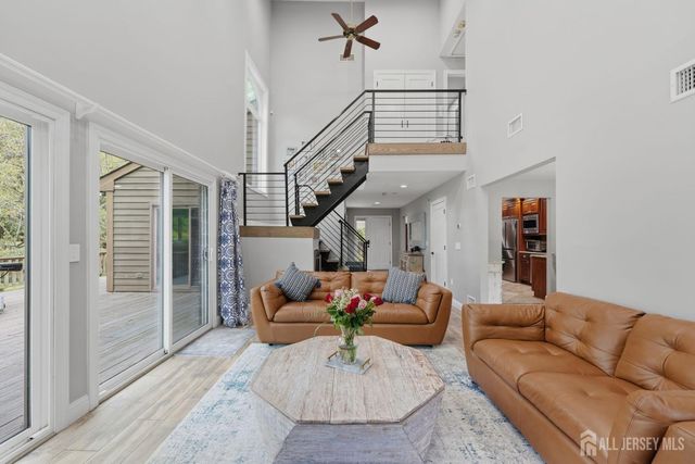 208 Hidden Hollow Court, Edison, NJ 08820