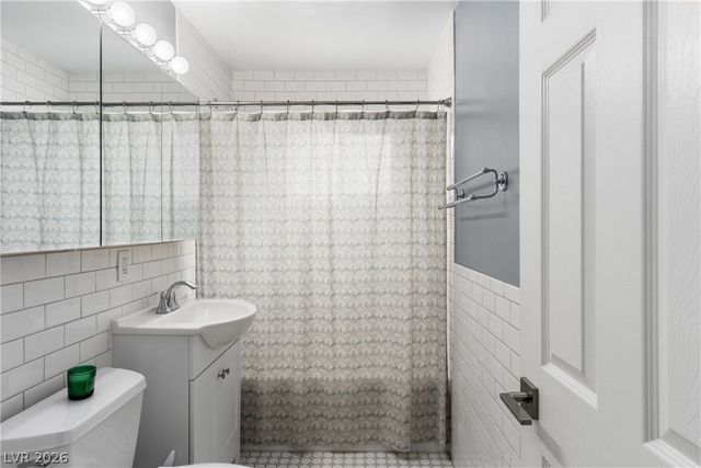 306 Karen Way, Henderson, NV 89015