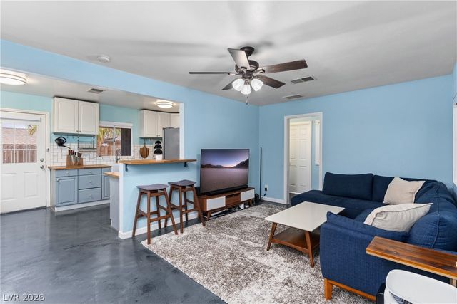 306 Karen Way, Henderson, NV 89015